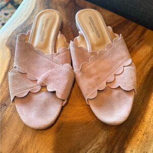 Barbara Barbieri Blush Scalloped Mules